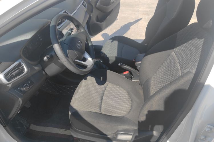 现代 瑞纳 2017款 1.4L 手动焕新版 国VI中控内饰7003