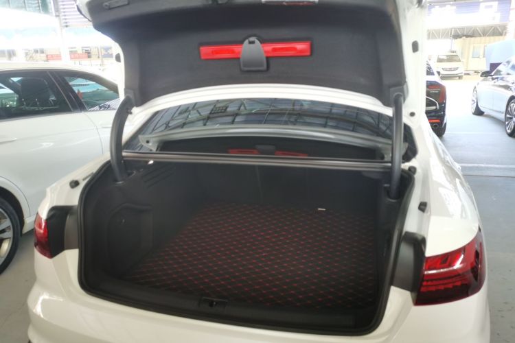 奥迪A4L 2020款 40 TFSI 时尚致雅型局部细节23