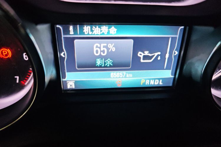 别克 昂科威 2020款 20T 两驱豪华型中控内饰15