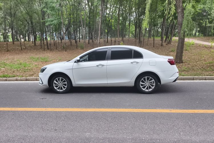 吉利汽车 帝豪 2021款 UP 1.5L CVT豪华型车身外观6005