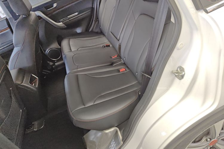 哈弗H6 2015款 改款 运动版 1.5T 手动两驱精英型中控内饰7001