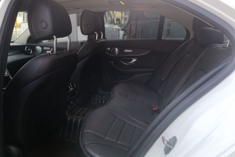 奔驰C级 2021款 C 260 L 运动星耀臻藏版中控内饰7001