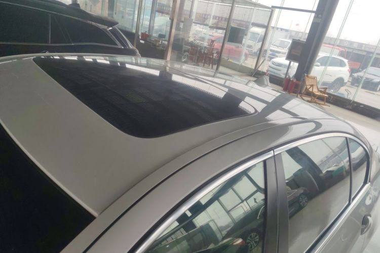 宝马5系 2013款 530Li 领先型车身外观6005