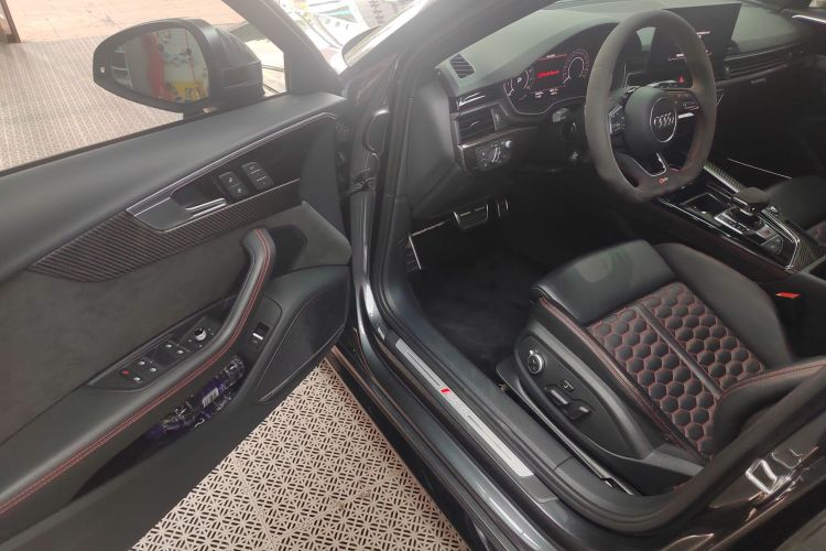 奥迪RS 4 2020款 RS 4 2.9T Avant中控内饰7002