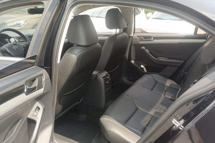 大众 速腾 2018款 180TSI DSG臻享版中控内饰7001