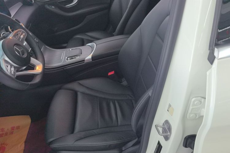 奔驰C级 2020款 C 200 L 时尚型运动版局部细节19