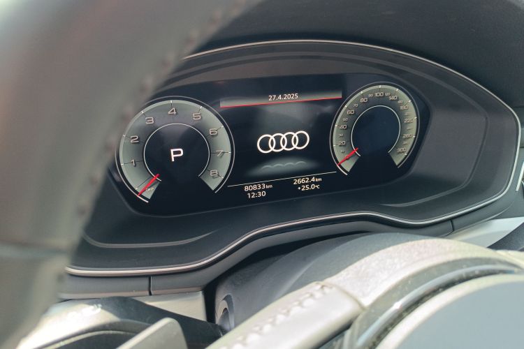 奥迪A4L 2020款 40 TFSI 时尚动感型中控内饰15