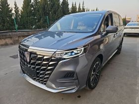 荣威iMAX8 2023款 400TGI 舒享版