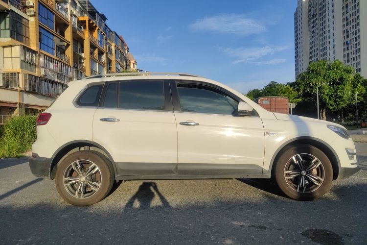 众泰 大迈X5 2017款 升级版 1.5T CVT地主型车身外观6002