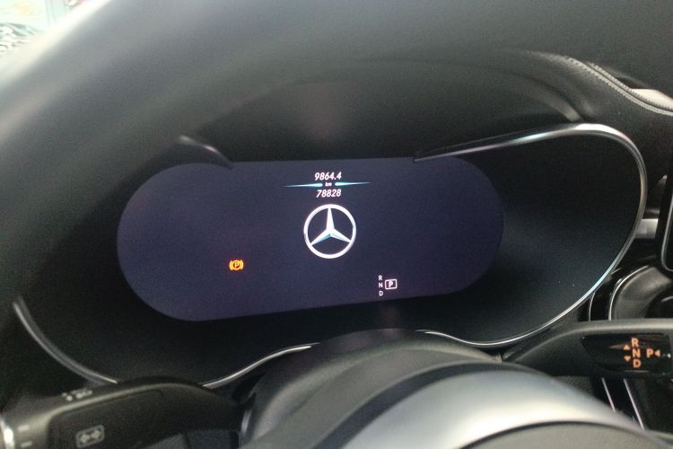 奔驰C级 2020款 C 260 L 运动版中控内饰15