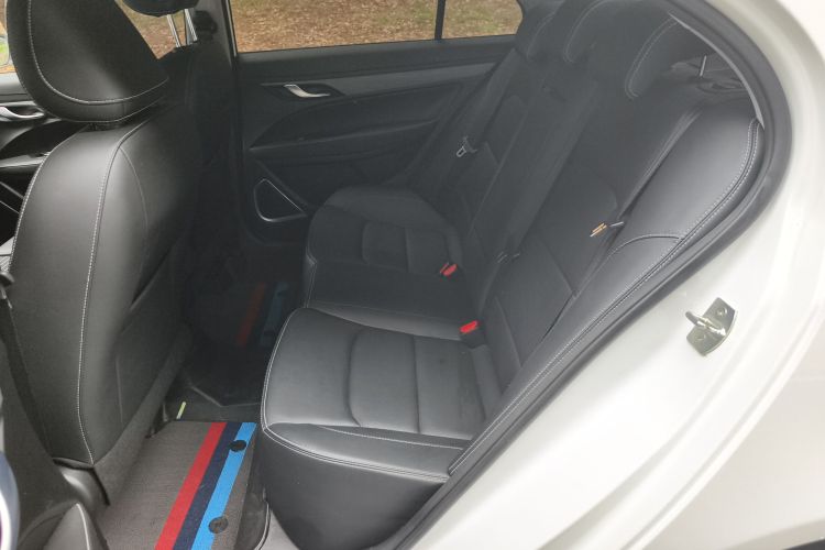 吉利汽车 帝豪 2021款 UP 1.5L CVT豪华型中控内饰7001