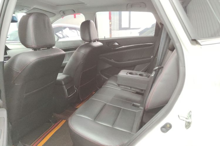 猎豹汽车 猎豹CS10 2017款 2.0T 自动都市型中控内饰7001