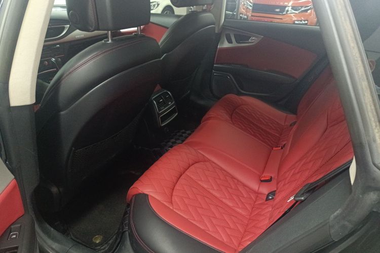 奥迪A7 2017款 40 TFSI quattro 技术型中控内饰7001