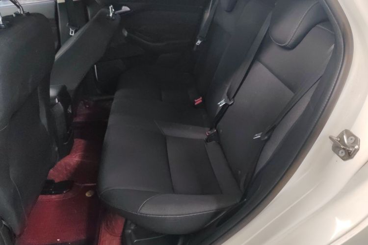 福特 福克斯 2015款 两厢 1.6L 自动舒适型中控内饰7001