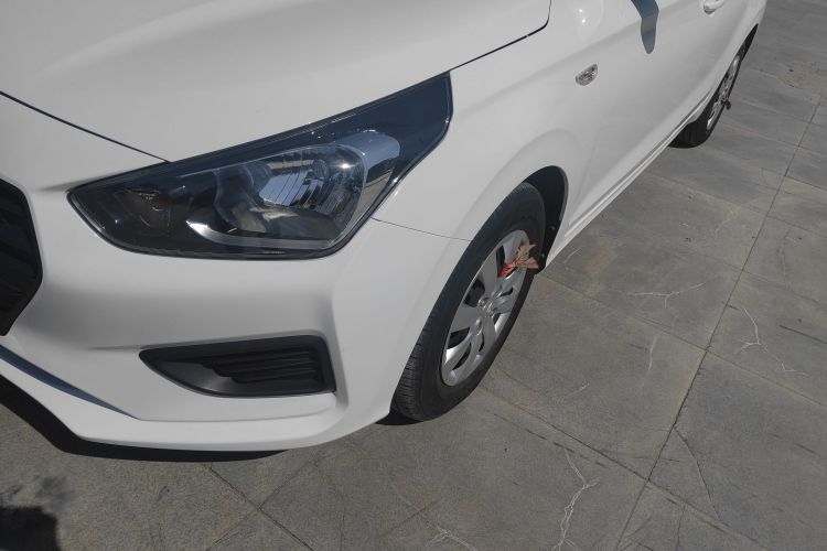 现代 瑞纳 2017款 1.4L 手动焕新版 国VI车身外观6002