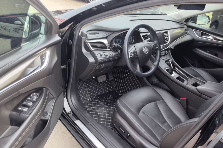 别克 君越 2018款 20T 精英型中控内饰7002