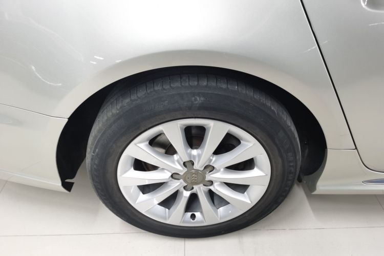 奥迪A6L 2016款 TFSI 技术型车身外观6006