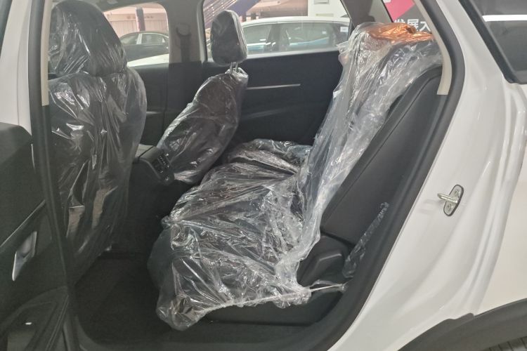 标致5008 2025款 豪华版中控内饰7001