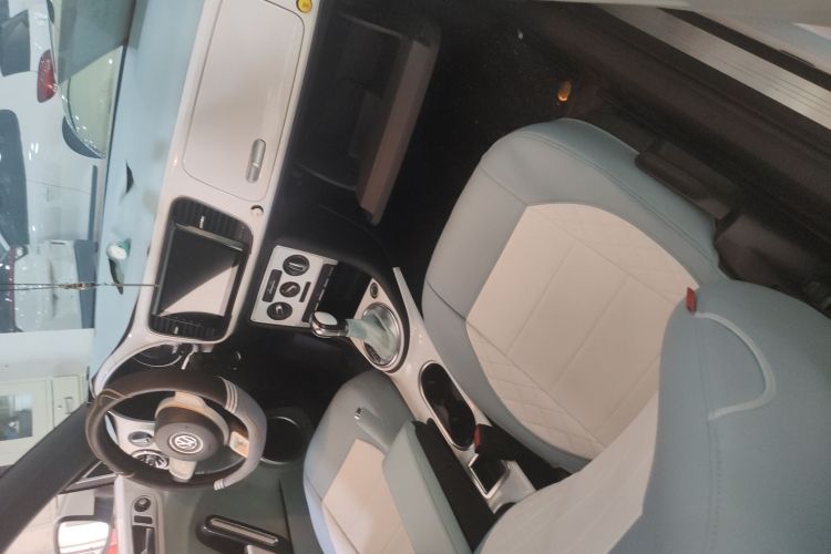 大众 甲壳虫 2014款 1.2TSI 时尚型中控内饰7002