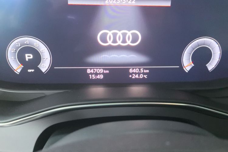 奥迪A6L 2019款 40 TFSI 豪华动感型中控内饰15