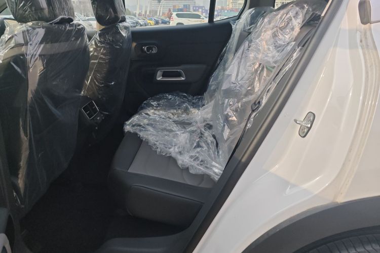 雪铁龙 天逸 C5 AIRCROSS 2023款 360THP 智在版中控内饰7001