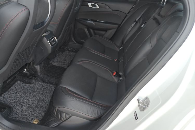 领克03 2018款 1.5TD DCT劲Pro版 国V中控内饰7001