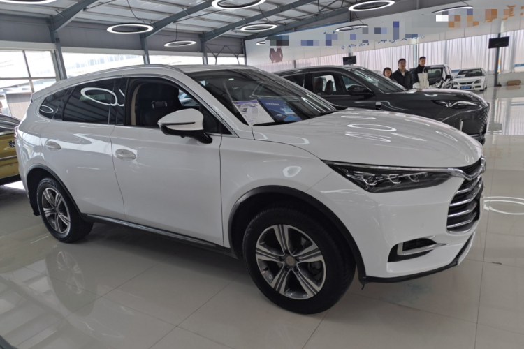 比亚迪 唐 2018款 2.0T 自动智联尊悦型 7座 国V车身外观6002