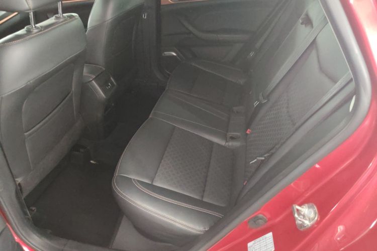 长安 逸动 2018款 1.6L GDI 手动风潮型 国V中控内饰7001