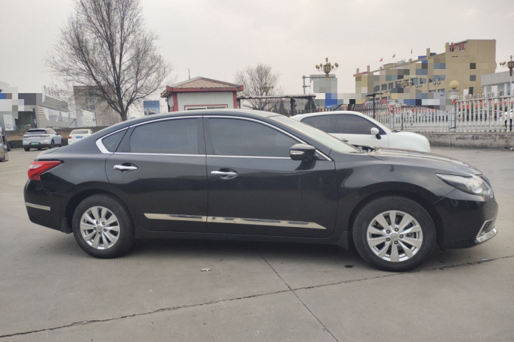 日产 天籁 2018款 2.0L XL 智进版车身外观6002