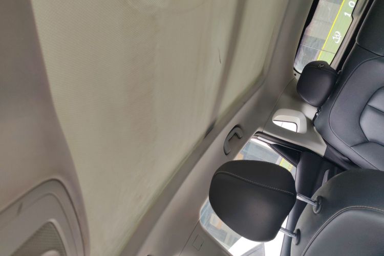 荣威RX3 2018款 1.6L CVT旗舰版局部细节9004