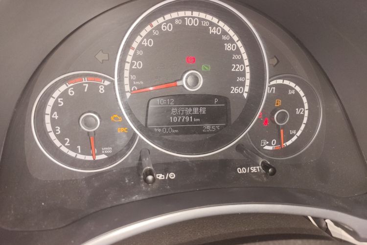 大众 甲壳虫 2014款 1.2TSI 时尚型中控内饰15