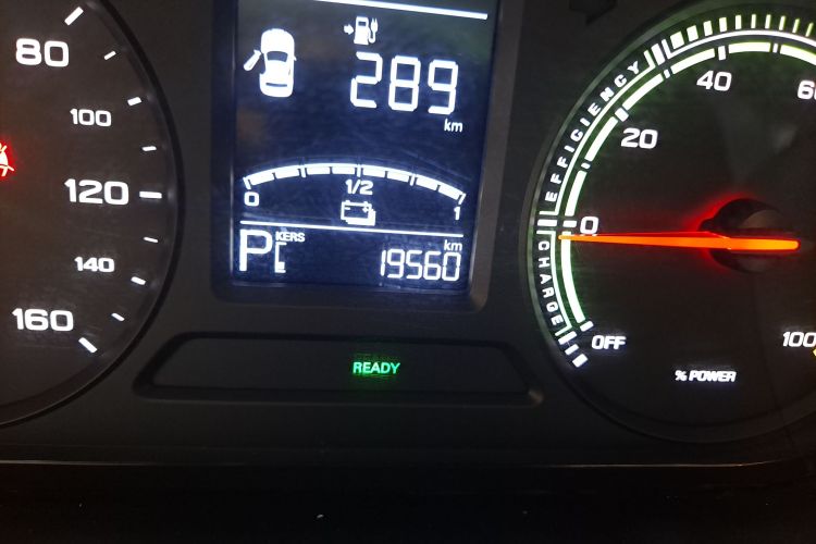 荣威 科莱威CLEVER 2022款 311km元气啵啵版中控内饰15