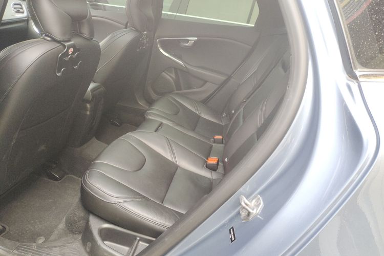 沃尔沃V40 2018款 T3 智逸版中控内饰7001