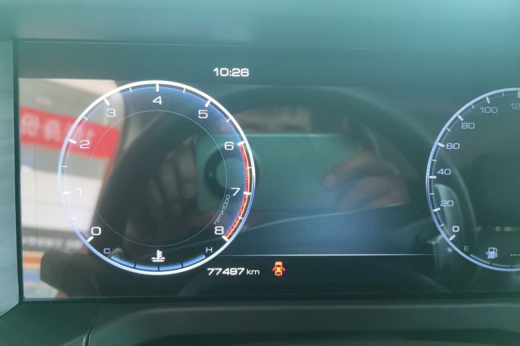 坦克300 2021款 越野版 2.0T 征服者中控内饰15