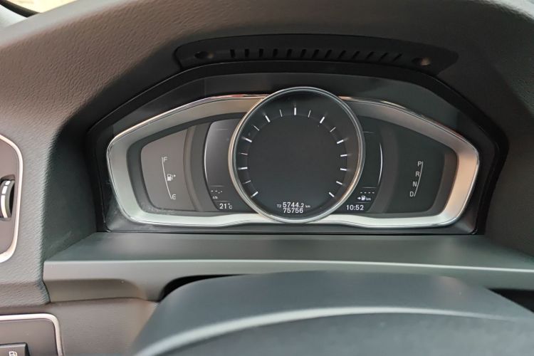 沃尔沃S60 2019款 S60L T5 智远版中控内饰15