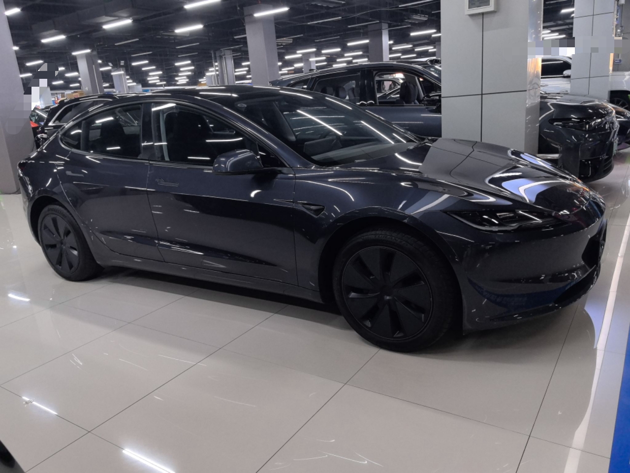 特斯拉 Model 3 2025款 后轮驱动版