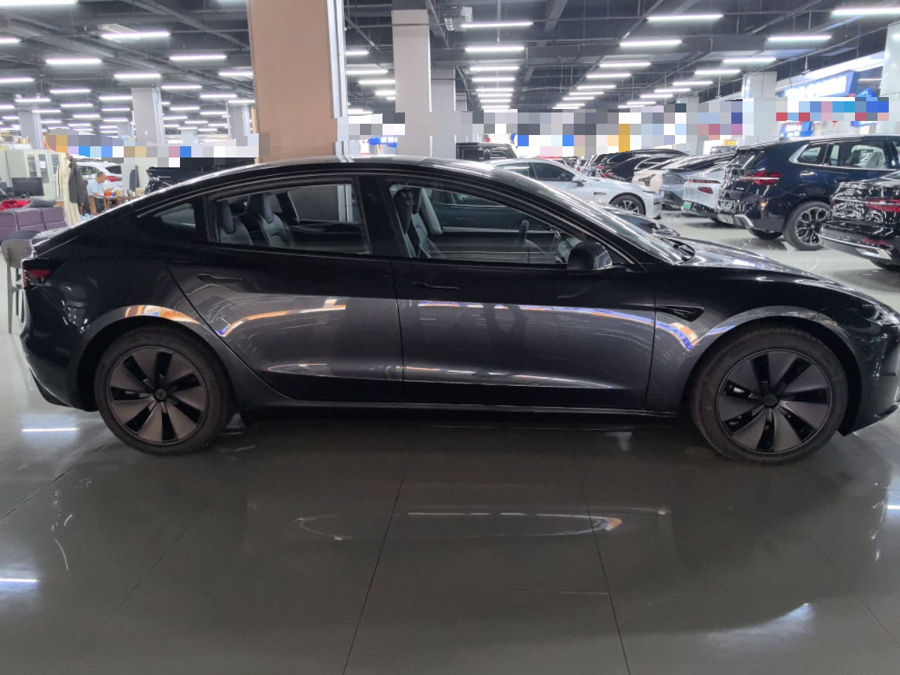 特斯拉 Model 3 2025款 后轮驱动版