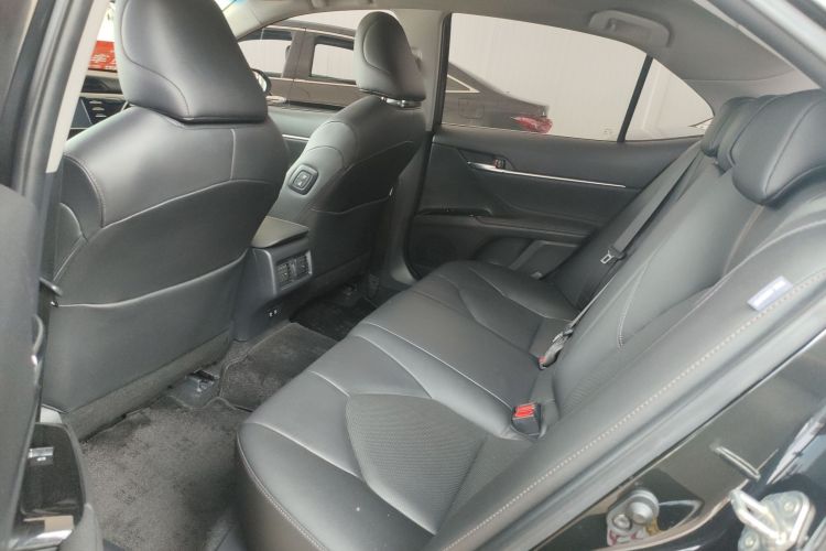 丰田 凯美瑞 2018款 2.0G 豪华版中控内饰7001