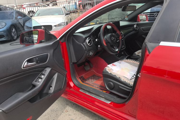 奔驰CLA 2017款 CLA 180中控内饰7002