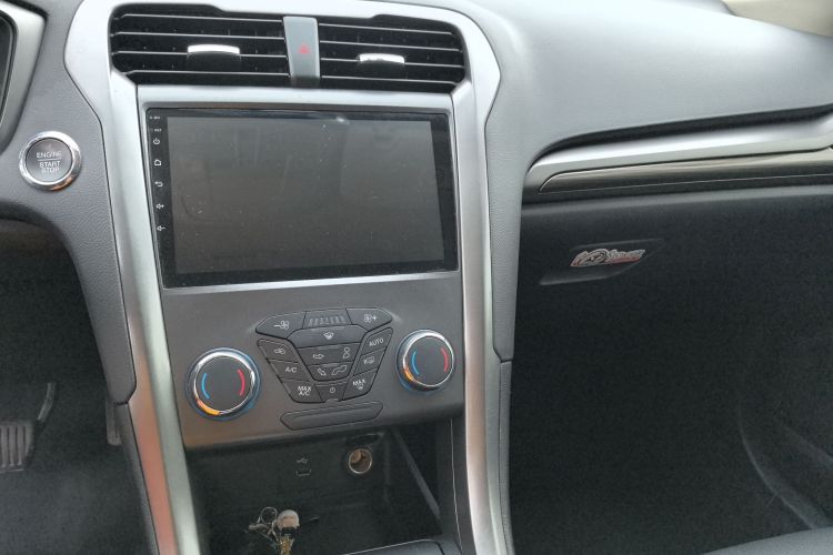 福特 蒙迪欧 2018款 EcoBoost 200 智控时尚型 国VI中控内饰7003