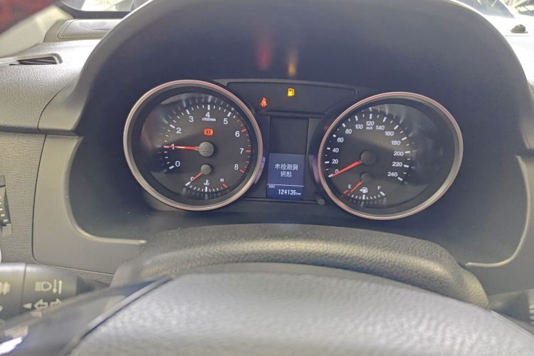 哈弗H6 2015款 改款 运动版 1.5T 手动两驱精英型中控内饰15