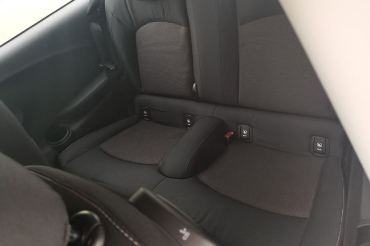 MINI 2016款 1.2T ONE 先锋派中控内饰7001