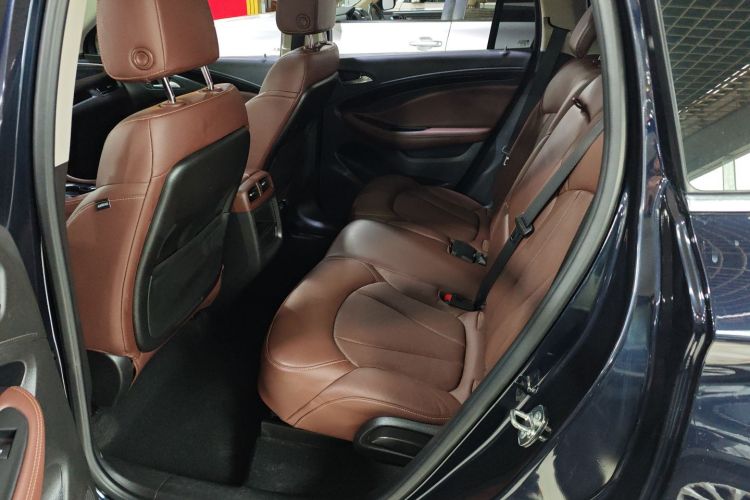 别克 昂科威 2020款 20T 两驱豪华型中控内饰7001