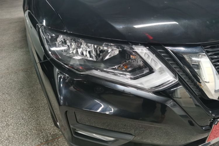 日产 奇骏 2021款 2.0L CVT 2WD XL ITS舒适纪念版车身外观6002