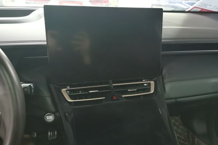 魏牌 摩卡 2021款 2.0T 两驱特浓版中控内饰7003