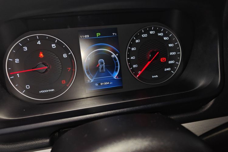 比亚迪 唐 2018款 2.0T 自动智联尊悦型 7座 国V中控内饰15