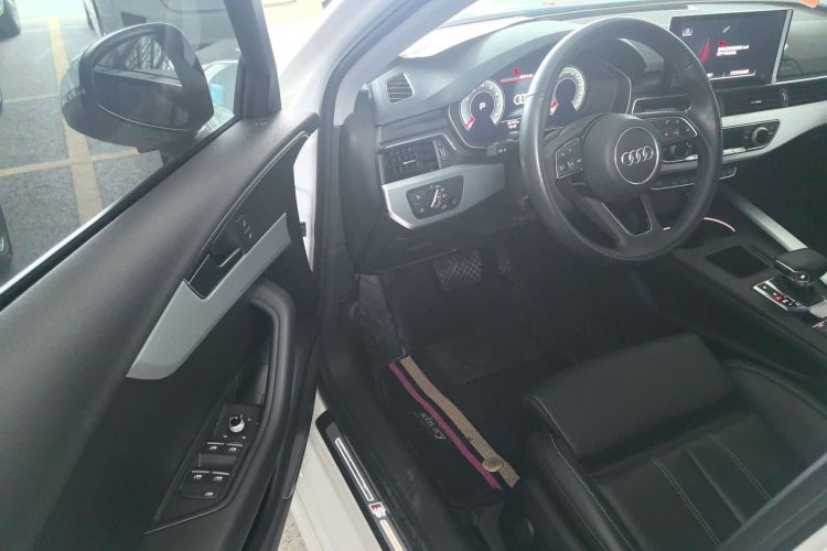 奥迪A4L 2020款 40 TFSI 豪华动感型中控内饰7002