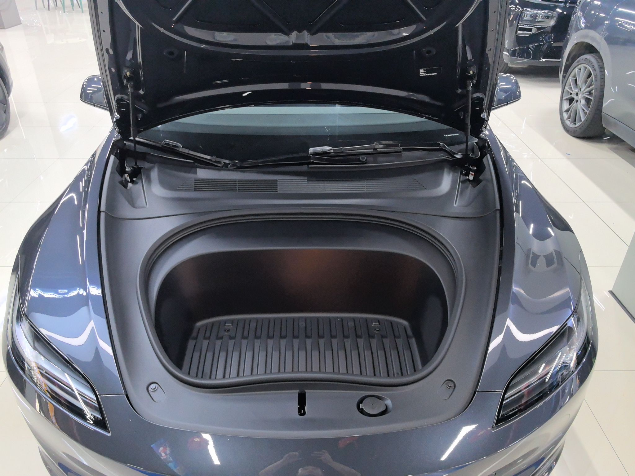 特斯拉 Model 3 2025款 后轮驱动版