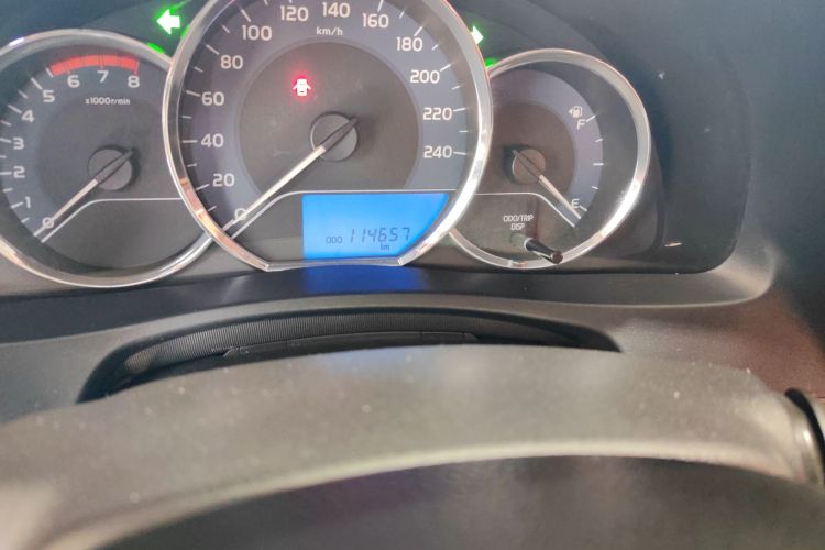 丰田 雷凌 2017款 改款 185T CVT精英版 国V中控内饰15