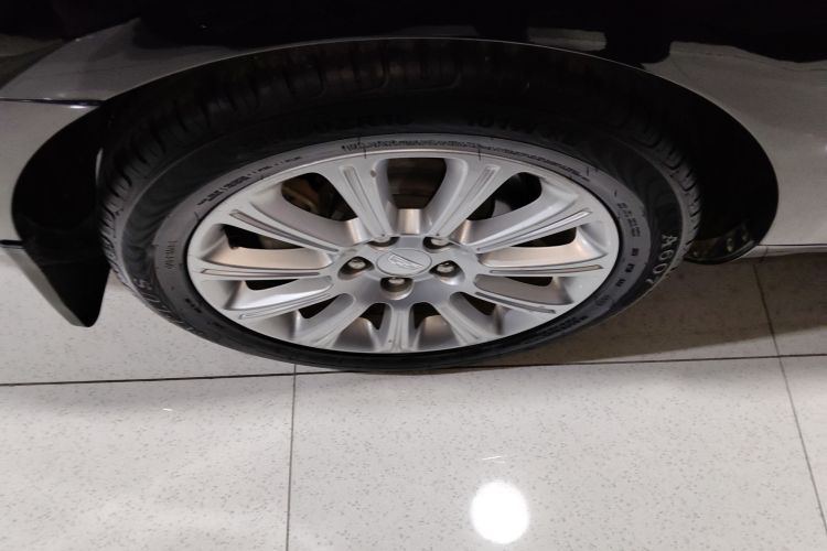 凯迪拉克XTS 2017款 28T 技术型车身外观6008